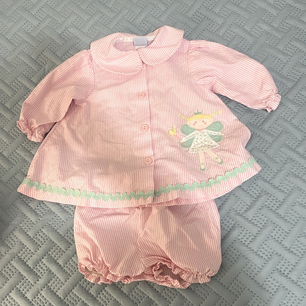 NWOT Bailey Boys Bloomer Set